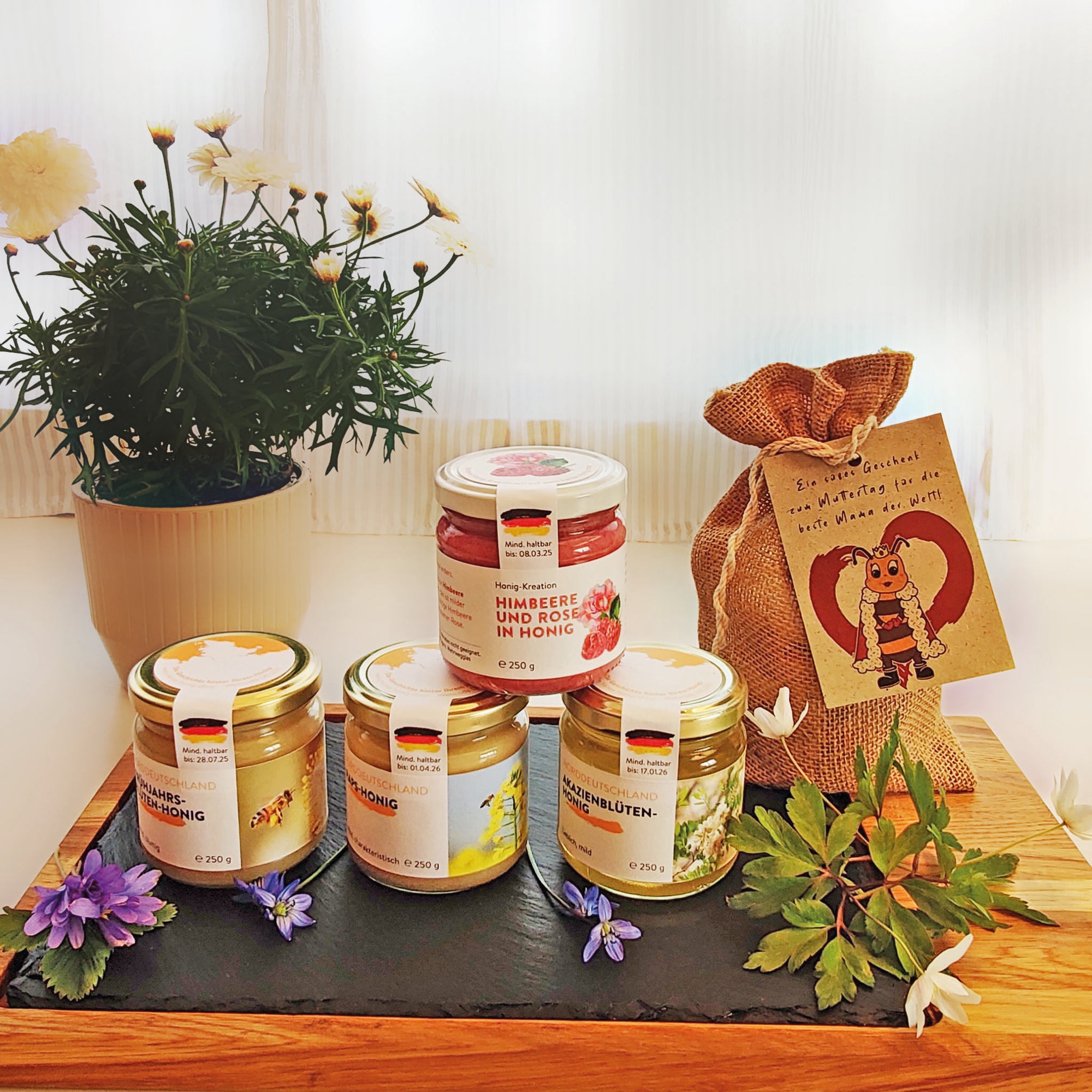 Unser exklusives Muttertags-Honig-Bundle: Süße Vielfalt für Mama!